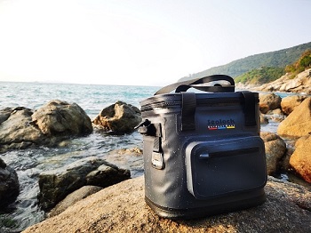 Sealock Soft Cool Bag & Waterproof Bag: Pendamping Outdoor sing Dipercaya
